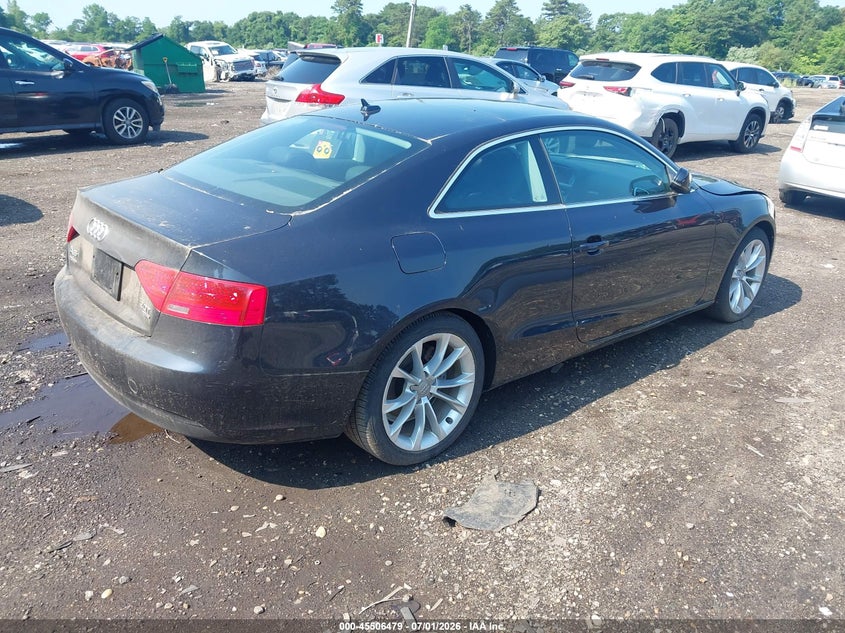 2013 Audi A5 VIN WAUCFAFR9DA007307 IAAI salvage auction — NORMAL WEAR, Clear (New York), sold $1,000 on 2026-07-07 (photo 4)