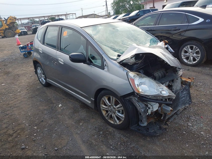 2009 Honda Fit VIN JHMGE88409S023736 IAAI salvage auction — FRONT END, Mv-907A (New York), sold $250 on 2026-07-15 (photo 1)