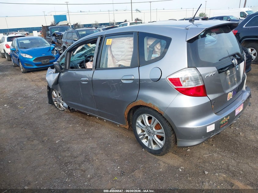 2009 Honda Fit VIN JHMGE88409S023736 IAAI salvage auction — FRONT END, Mv-907A (New York), sold $250 on 2026-07-15 (photo 3)
