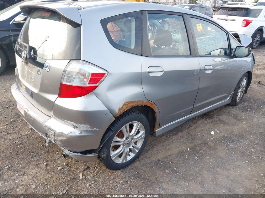2009 Honda Fit VIN JHMGE88409S023736 IAAI salvage auction — FRONT END, Mv-907A (New York), sold $250 on 2026-07-15 (photo 4)
