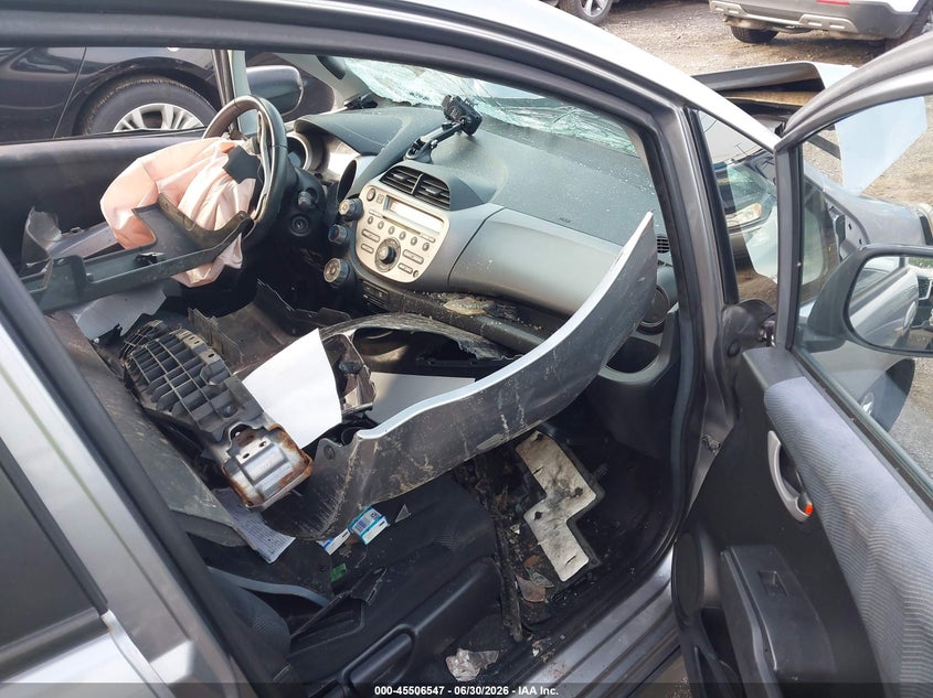 2009 Honda Fit VIN JHMGE88409S023736 IAAI salvage auction — FRONT END, Mv-907A (New York), sold $250 on 2026-07-15 (photo 5)