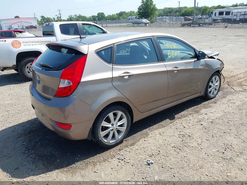 2014 Hyundai Accent VIN KMHCU5AE4EU182838 IAAI salvage auction — FRONT END, Clear (Virginia), sold $375 on 2026-07-28 (photo 4)