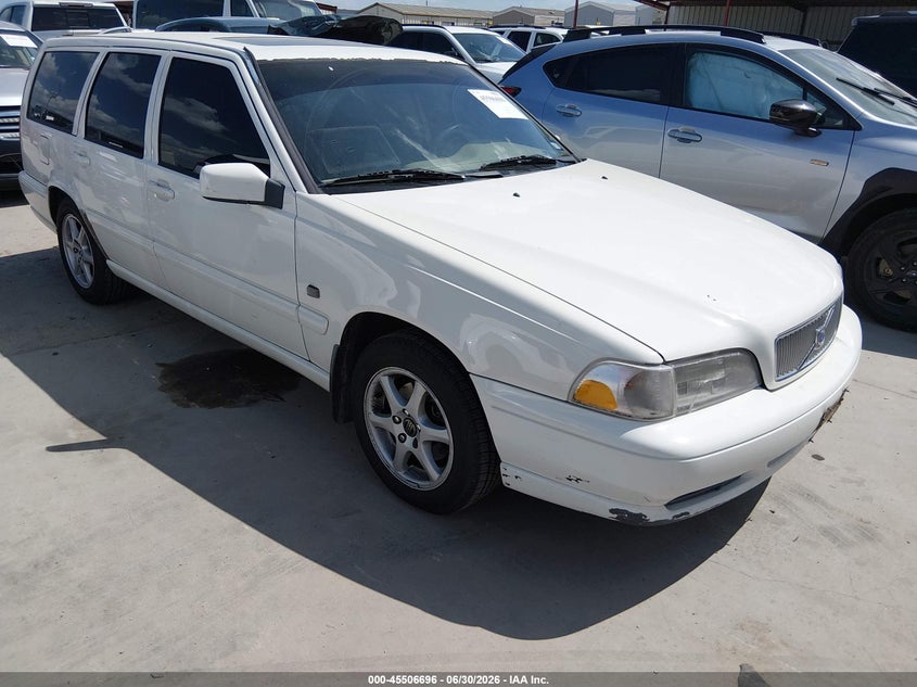 1999 Volvo V70 VIN YV1LW55AXX2621524 IAAI salvage auction — LEFT FRONT, Salvage (Texas), sold $325 on 2026-07-21 (photo 1)