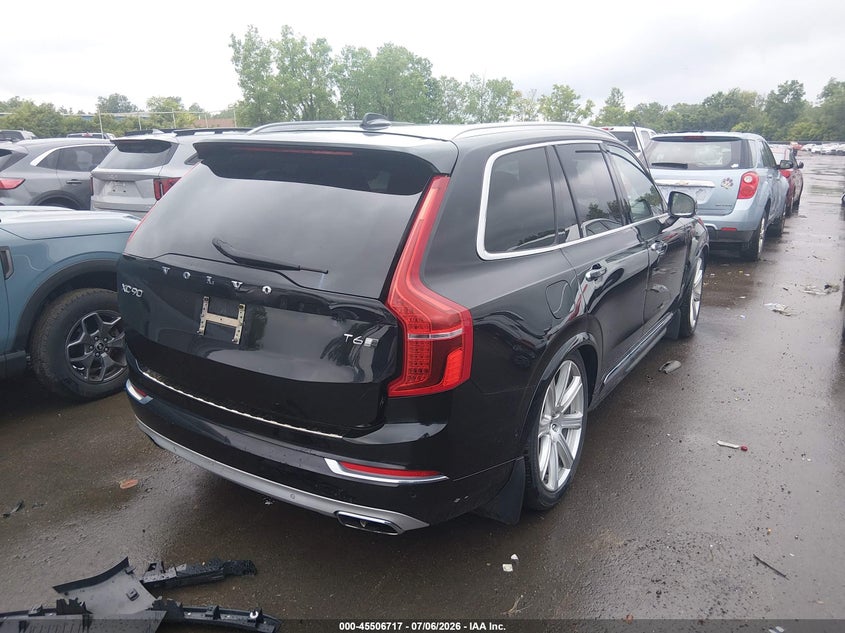 2016 Volvo Xc90 VIN YV4A22PN8G1002480 IAAI salvage auction — WATER/FLOOD, Salvage (Ohio), sold $4,550 on 2026-07-28 (photo 4)