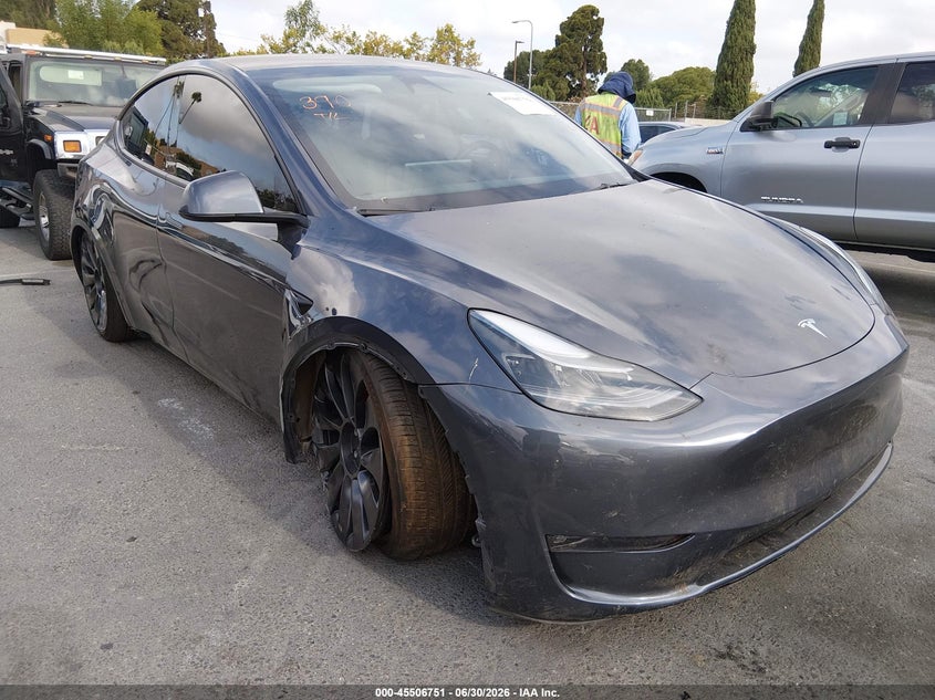 2023 Tesla Model y VIN 7SAYGDEF1PF838202 IAAI salvage auction — RIGHT FRONT, Salvage (California), sold $10,900 on 2026-07-30 (photo 1)