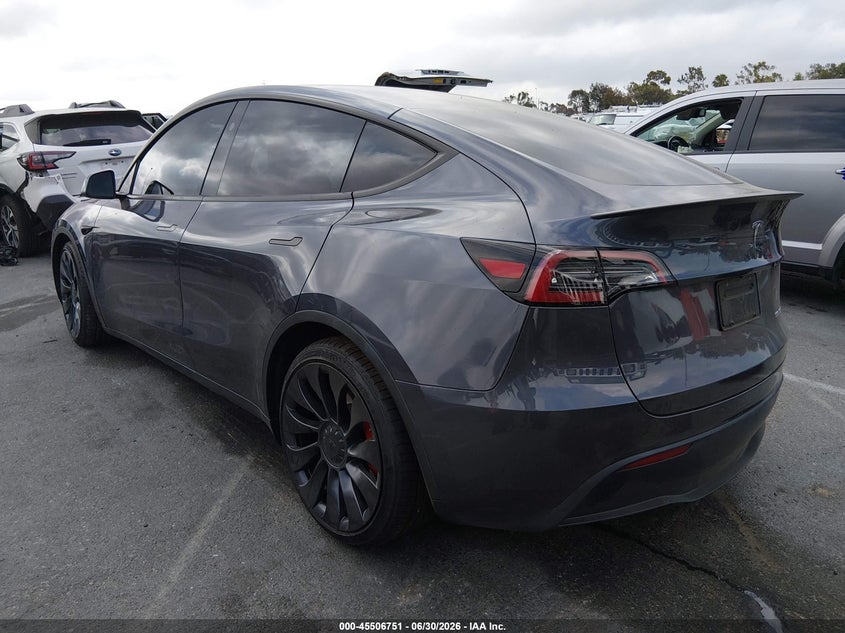 2023 Tesla Model y VIN 7SAYGDEF1PF838202 IAAI salvage auction — RIGHT FRONT, Salvage (California), sold $10,900 on 2026-07-30 (photo 3)