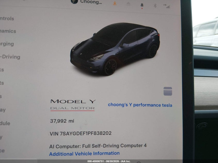 2023 Tesla Model y VIN 7SAYGDEF1PF838202 IAAI salvage auction — RIGHT FRONT, Salvage (California), sold $10,900 on 2026-07-30 (photo 7)