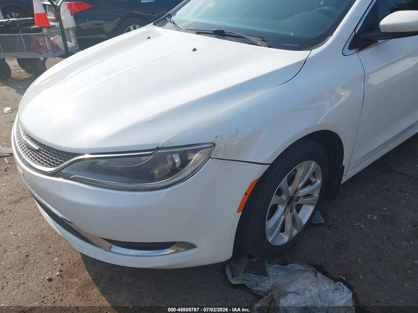 2015 Chrysler 200 VIN 1C3CCCAB0FN569131 IAAI salvage auction — SIDE, Salvage Title, sold $625 on 2026-07-24 (photo 6)