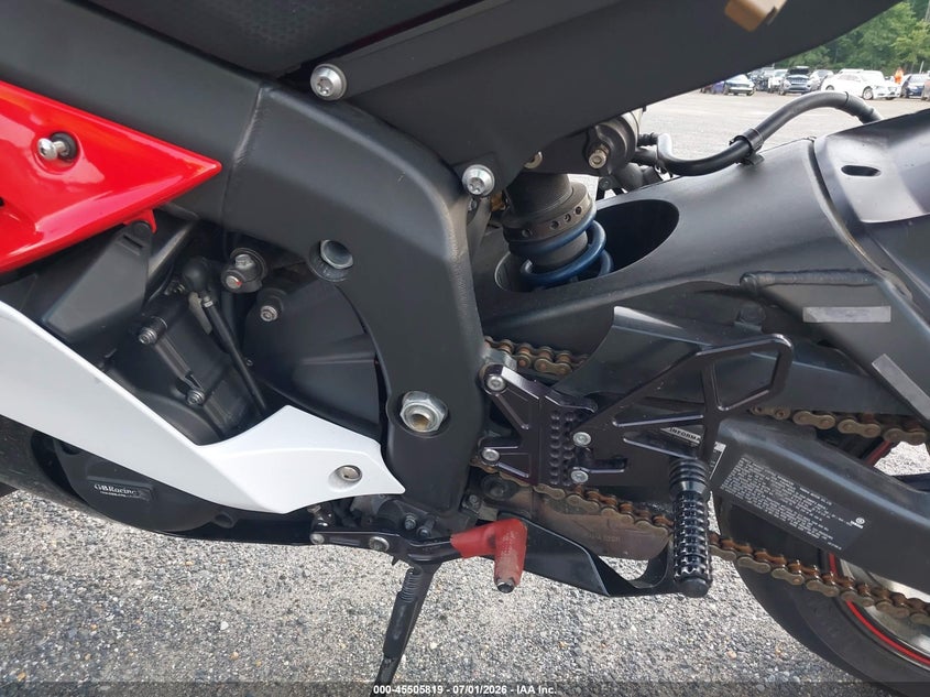 2008 Yamaha Yzfr6 VIN JYARJ16E18A007814 IAAI salvage auction — ROLLOVER, Salvage - Greater Than 75% (Maryland), sold $675 on 2026-07-22 (photo 9)