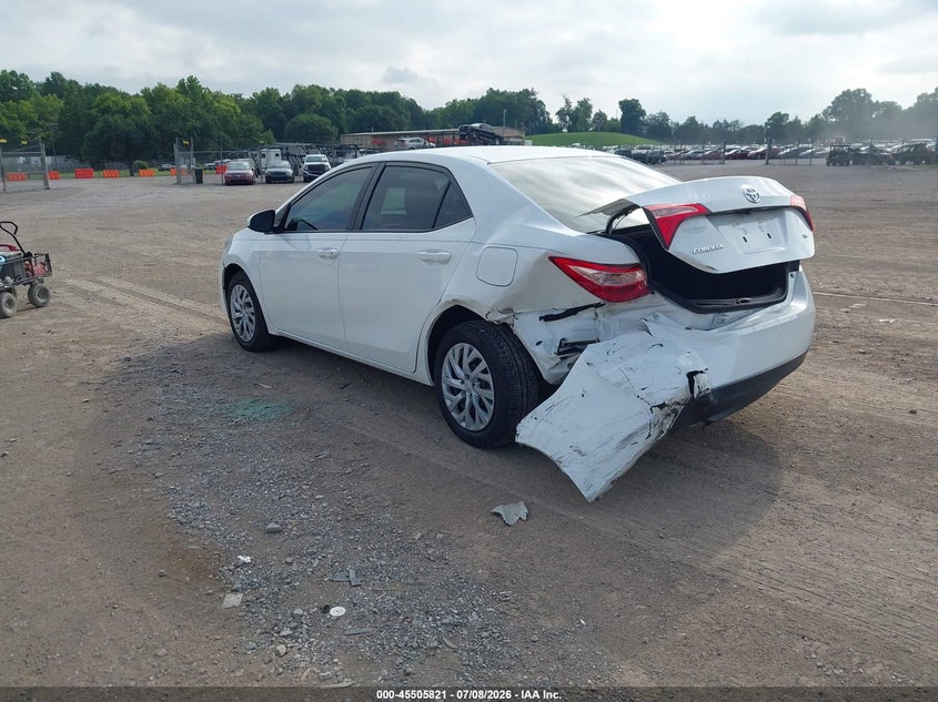 2018 Toyota Corolla VIN 5YFBURHE5JP771742 IAAI salvage auction — REAR END, Salvage Title, sold $5,425 on 2026-07-29 (photo 3)