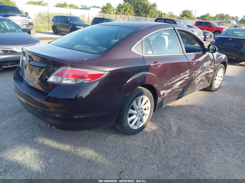 2011 Mazda 6 VIN 1YVHZ8CH2B5M01333 IAAI salvage auction — RIGHT SIDE, Rebuildable (Florida), sold $550 on 2026-07-21 (photo 4)