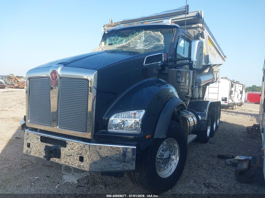 2026 Kenworth T880 VIN 1NKZX4TX5TJ220203 IAAI salvage auction — ROLLOVER, Salvage (Indiana), sold $20,100 on 2026-07-22 (photo 2)