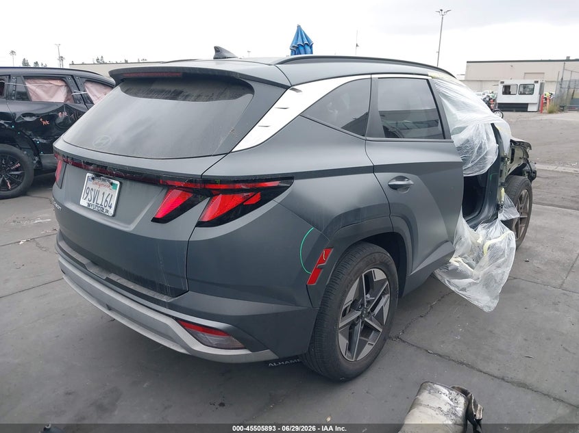 2025 Hyundai Tucson VIN 5NMJB3DE7SH529504 IAAI salvage auction — RIGHT FRONT, Salvage Title, sold $8,000 on 2026-07-12 (photo 4)