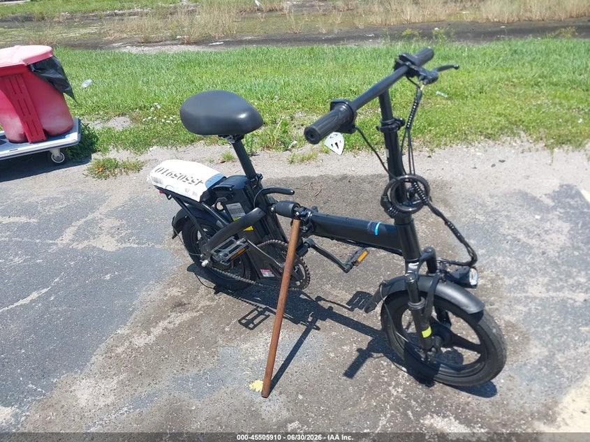 2025 Apyear E-bike with 576wh removable battery VIN BS369020251028004 IAAI salvage auction — FRONT END, Bill Of Sale (Florida), sold $25 on 2026-07-23 (photo 6)