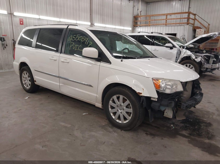 2013 Chrysler Town & country VIN 2C4RC1BG9DR780459 IAAI salvage auction — FRONT END, Salvage Title, sold $275 on 2026-07-28 (photo 1)