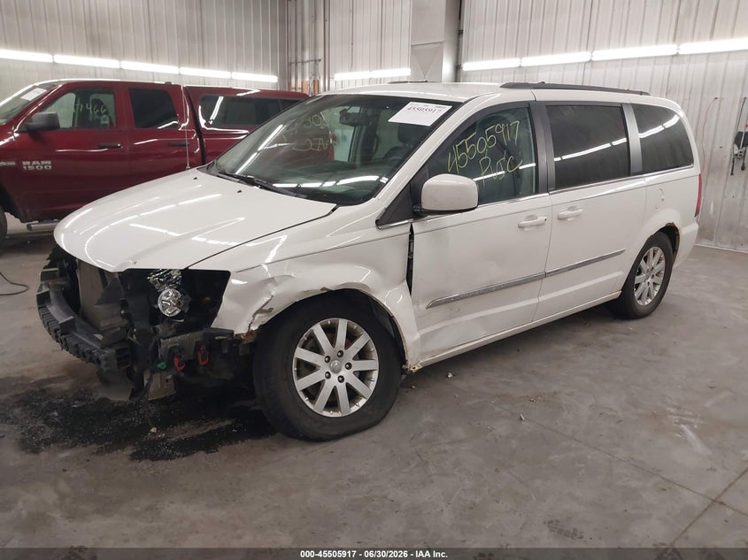 2013 Chrysler Town & country VIN 2C4RC1BG9DR780459 IAAI salvage auction — FRONT END, Salvage Title, sold $275 on 2026-07-28 (photo 2)