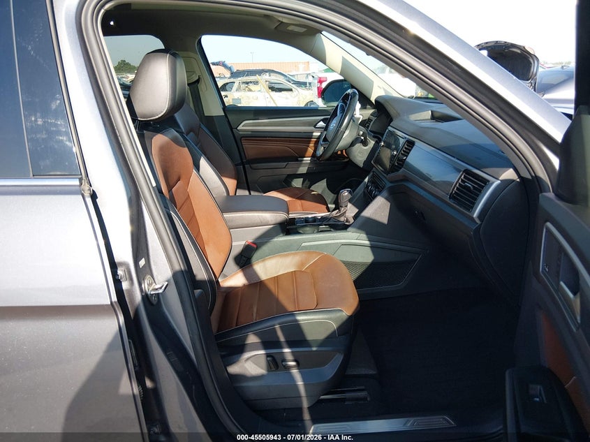 2021 Volkswagen Atlas VIN 1V2TR2CA4MC531627 IAAI salvage auction — FRONT END, Salvage Title, sold $5,100 on 2026-08-01 (photo 5)
