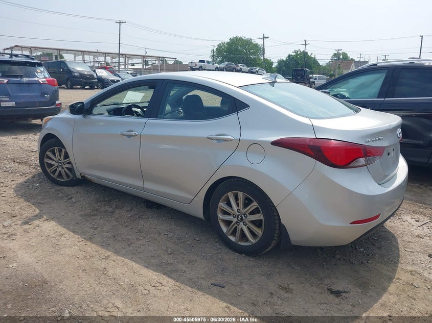 2015 Hyundai Elantra VIN 5NPDH4AE0FH581636 IAAI salvage auction — LEFT & RIGHT, Salvage Title, sold $375 on 2026-07-18 (photo 3)