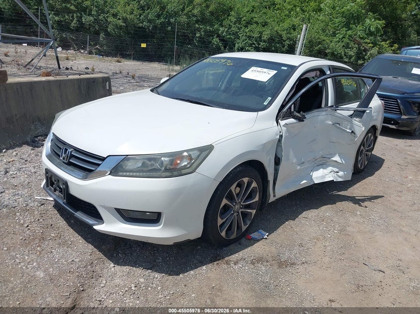 2014 Honda Accord VIN 1HGCR2F50EA271953 IAAI salvage auction — SIDE, Clear (Indiana), sold $2,650 on 2026-08-01 (photo 2)