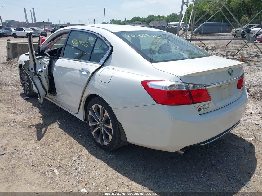 2014 Honda Accord VIN 1HGCR2F50EA271953 IAAI salvage auction — SIDE, Clear (Indiana), sold $2,650 on 2026-08-01 (photo 3)