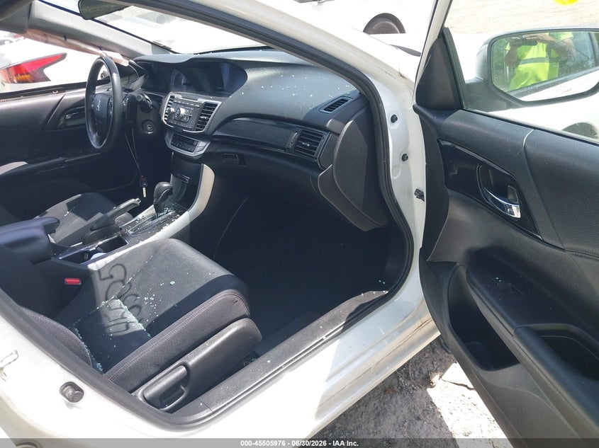 2014 Honda Accord VIN 1HGCR2F50EA271953 IAAI salvage auction — SIDE, Clear (Indiana), sold $2,650 on 2026-08-01 (photo 5)