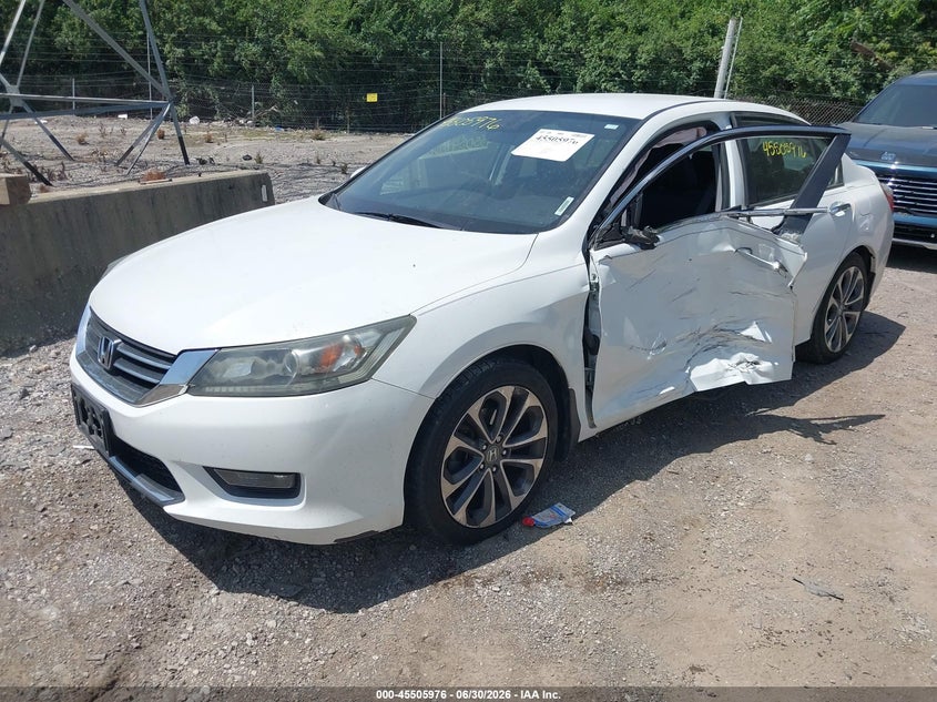 2014 Honda Accord VIN 1HGCR2F50EA271953 IAAI salvage auction — SIDE, Clear (Indiana), sold $2,650 on 2026-08-01 (photo 6)
