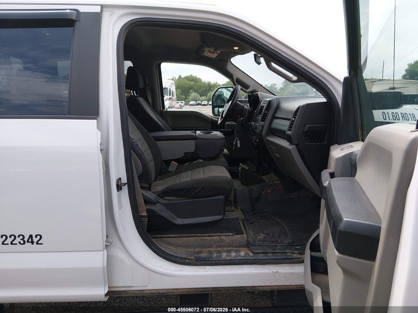 2019 Ford F550 VIN 1FD0W5HT1KEF22342 IAAI salvage auction — NORMAL WEAR, Clear (Wyoming), sold $16,950 on 2026-07-22 (photo 5)