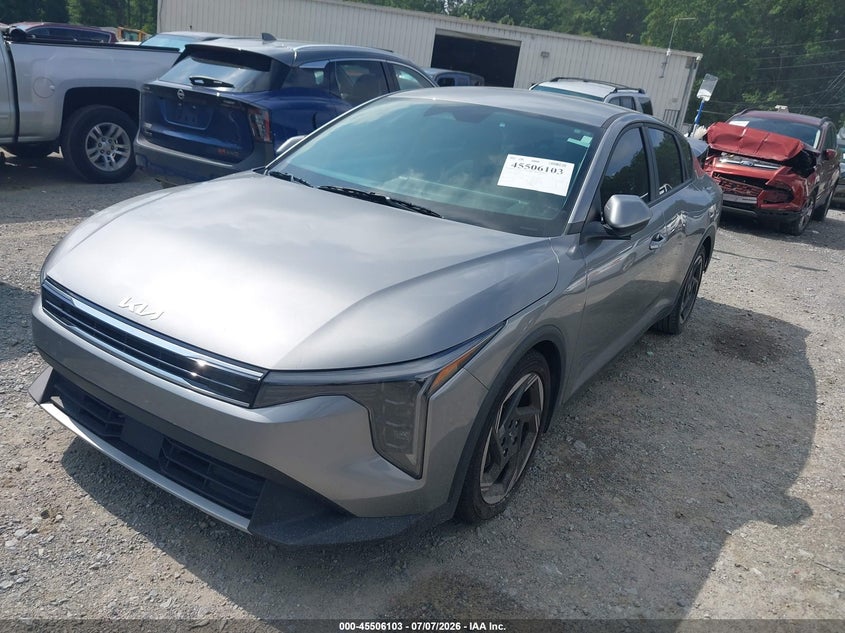 2025 Kia K4 VIN 3KPFU4DE0SE052475 IAAI salvage auction — REAR END, Salvage Title, sold $7,200 on 2026-08-18 (photo 2)