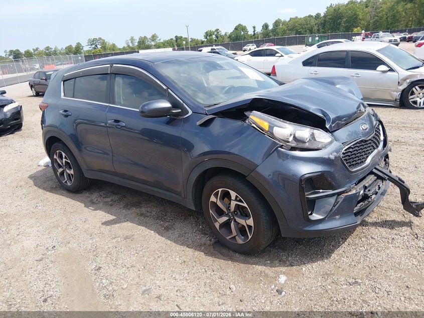 2020 Kia Sportage VIN KNDPM3AC0L7789520 IAAI salvage auction — FRONT END, Salvage Title, sold $2,500 on 2026-08-01 (photo 1)