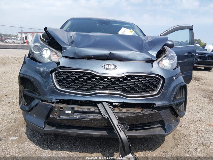 2020 Kia Sportage VIN KNDPM3AC0L7789520 IAAI salvage auction — FRONT END, Salvage Title, sold $2,500 on 2026-08-01 (photo 6)