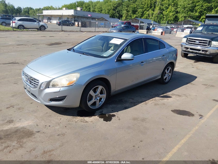 2013 Volvo S60 VIN YV1612FH7D1228474 IAAI salvage auction — REAR END, Salvage (Connecticut), sold $425 on 2026-07-16 (photo 2)