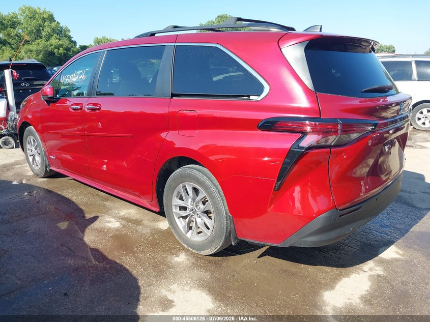 2021 Toyota Sienna VIN 5TDJRKEC2MS055187 IAAI salvage auction — LEFT SIDE, Salvage (Kansas), sold $16,300 on 2026-07-29 (photo 3)