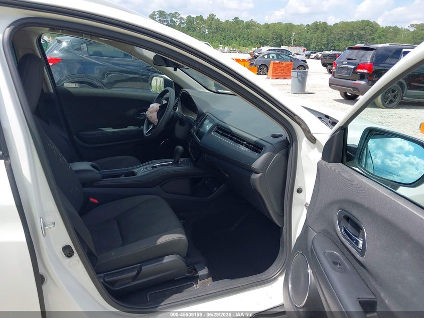 2021 Honda Hr-v VIN 3CZRU5H50MM711817 IAAI salvage auction — FRONT END, Salvage Title, sold $2,400 on 2026-07-31 (photo 5)