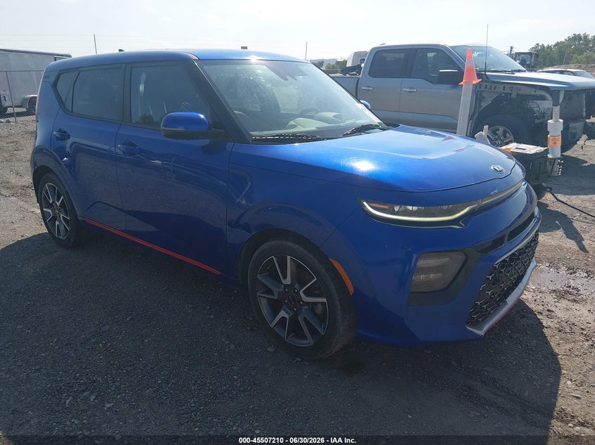 2020 Kia Soul VIN KNDJ53AF4L7017583 IAAI salvage auction — RIGHT FRONT, Clear (Montana), sold $2,000 on 2026-07-15 (photo 1)