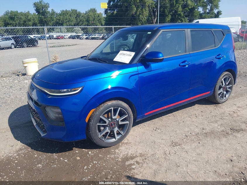 2020 Kia Soul VIN KNDJ53AF4L7017583 IAAI salvage auction — RIGHT FRONT, Clear (Montana), sold $2,000 on 2026-07-15 (photo 2)