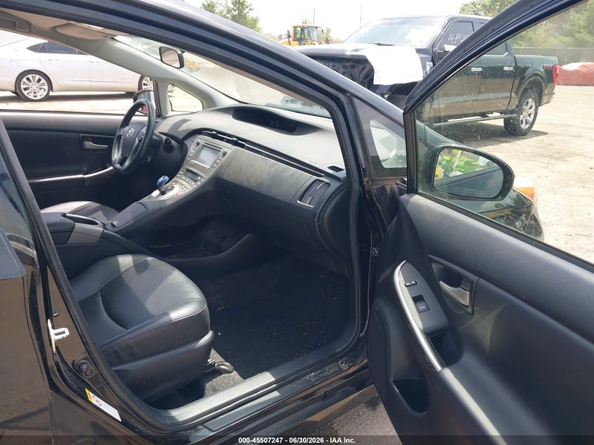2013 Toyota Prius VIN JTDKN3DU5D5624300 IAAI salvage auction — REAR END, Clear (Indiana), sold $3,000 on 2026-07-26 (photo 5)