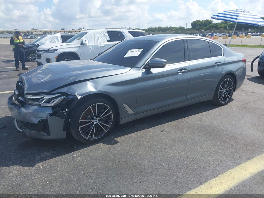2022 BMW 5er VIN WBA53BH01NWX46391 IAAI salvage auction — FRONT END, Certificate Of Destruction (Florida), sold $10,400 on 2026-07-30 (photo 2)