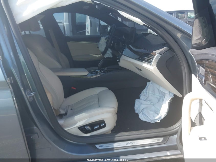 2022 BMW 5er VIN WBA53BH01NWX46391 IAAI salvage auction — FRONT END, Certificate Of Destruction (Florida), sold $10,400 on 2026-07-30 (photo 5)