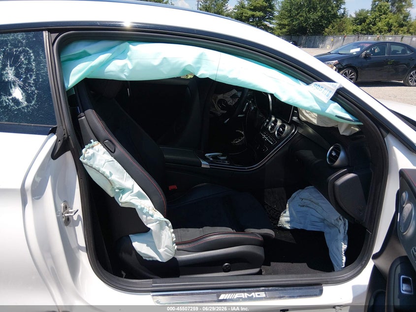 2017 Mercedes-benz VIN WDDWJ6EBXHF528311 IAAI salvage auction — FRONT END, Salvage Title, sold $2,200 on 2026-08-20 (photo 5)