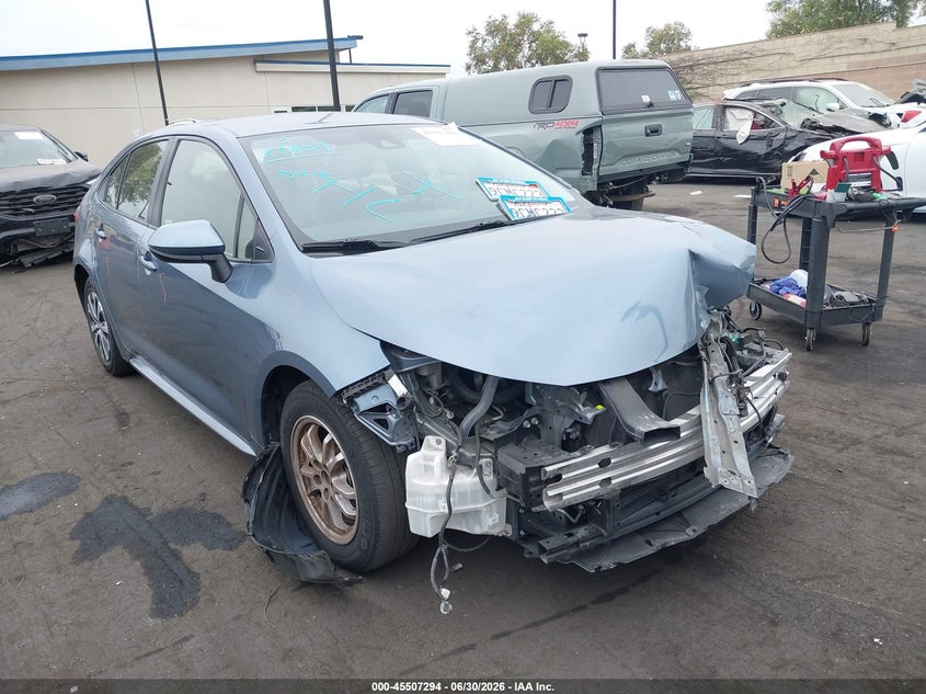 2022 Toyota Corolla VIN JTDEAMDE7N3013141 IAAI salvage auction — LEFT FRONT, Salvage Title, sold $6,150 on 2026-07-31 (photo 6)