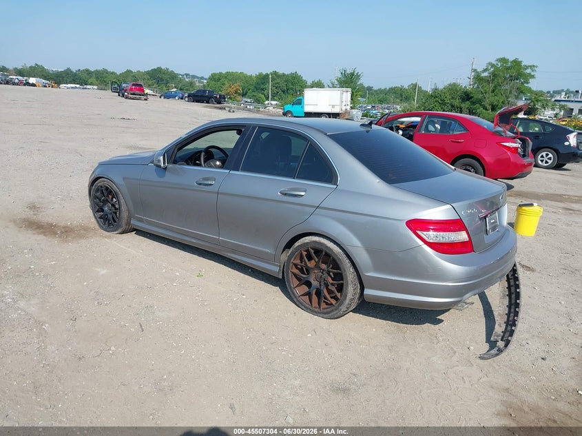 2010 Mercedes-benz C-klasse VIN WDDGF8BB9AR090374 IAAI salvage auction — RIGHT FRONT, Clear (Pennsylvania), sold $500 on 2026-07-31 (photo 3)
