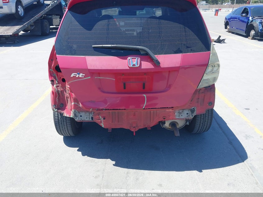 2007 Honda Fit VIN JHMGD38637S056931 IAAI salvage auction — REAR END, Salvage (California), sold $2,050 on 2026-07-13 (photo 6)