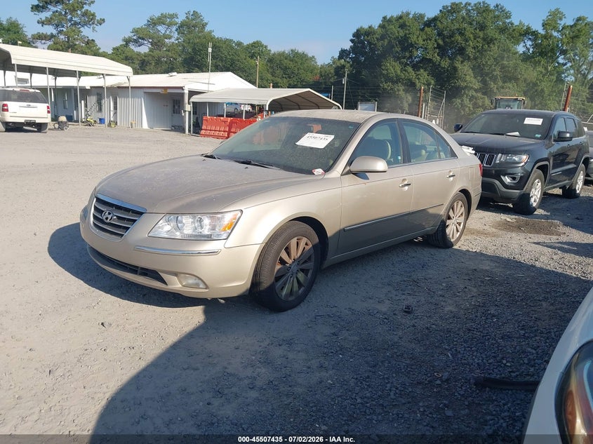 2010 Hyundai Sonata VIN 5NPEU4AC4AH591304 IAAI salvage auction — NORMAL WEAR, Clear (South Carolina), sold $400 on 2026-07-07 (photo 2)