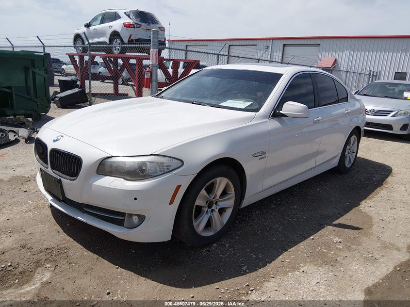 2012 BMW 5er VIN WBAXH5C53CDW08374 IAAI salvage auction — HAIL, Salvage Title, sold $1,250 on 2026-07-23 (photo 2)