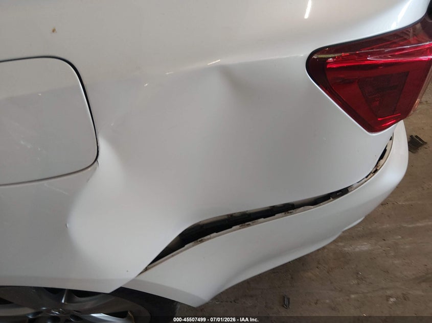 2012 Lexus Is VIN JTHBE5C21C5030649 IAAI salvage auction — REAR END, Salvage (Tennessee), sold $2,600 on 2026-07-29 (photo 6)