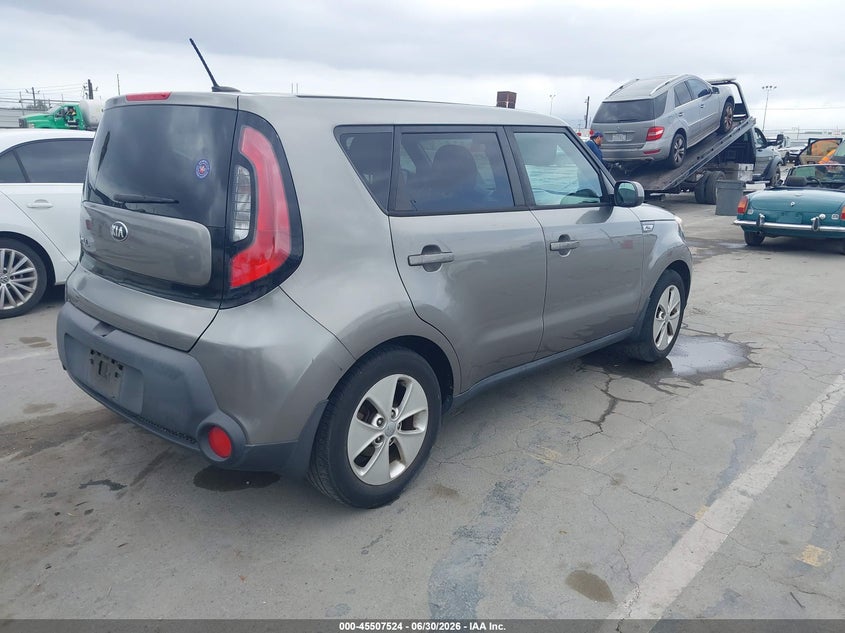 2016 Kia Soul VIN KNDJN2A20G7342101 IAAI salvage auction — NORMAL WEAR, Clear - Dealer Only (California), sold $1,175 on 2026-07-29 (photo 4)