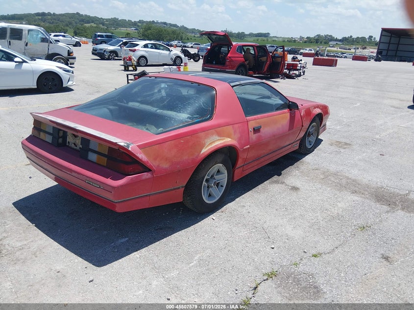 1989 Chevrolet Camaro VIN 1G1FP21E8KL109974 IAAI salvage auction — NORMAL WEAR, Clear (Missouri), sold $50 on 2026-07-09 (photo 4)