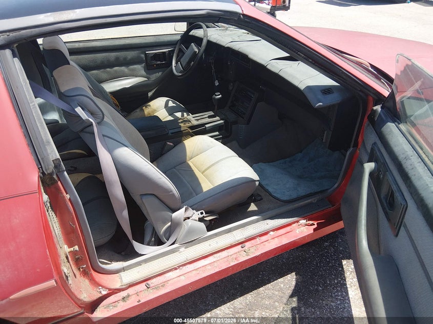 1989 Chevrolet Camaro VIN 1G1FP21E8KL109974 IAAI salvage auction — NORMAL WEAR, Clear (Missouri), sold $50 on 2026-07-09 (photo 5)