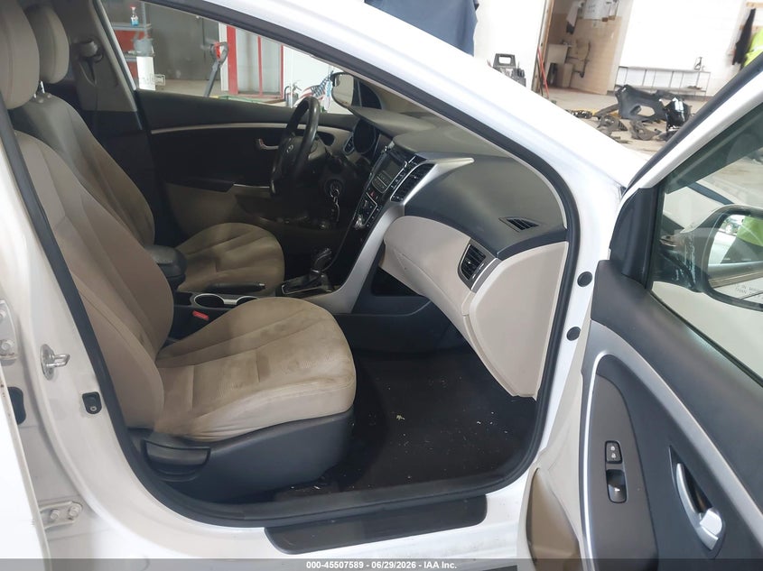 2014 Hyundai Elantra VIN KMHD35LH2EU205192 IAAI salvage auction — FRONT END, Salvage Title, sold $875 on 2026-07-15 (photo 5)