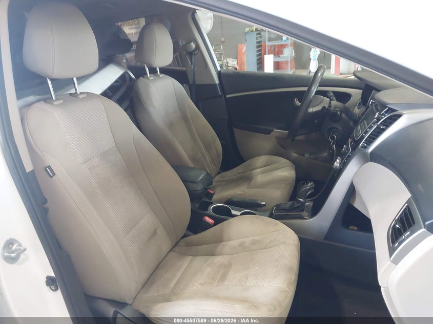 2014 Hyundai Elantra VIN KMHD35LH2EU205192 IAAI salvage auction — FRONT END, Salvage Title, sold $875 on 2026-07-15 (photo 8)